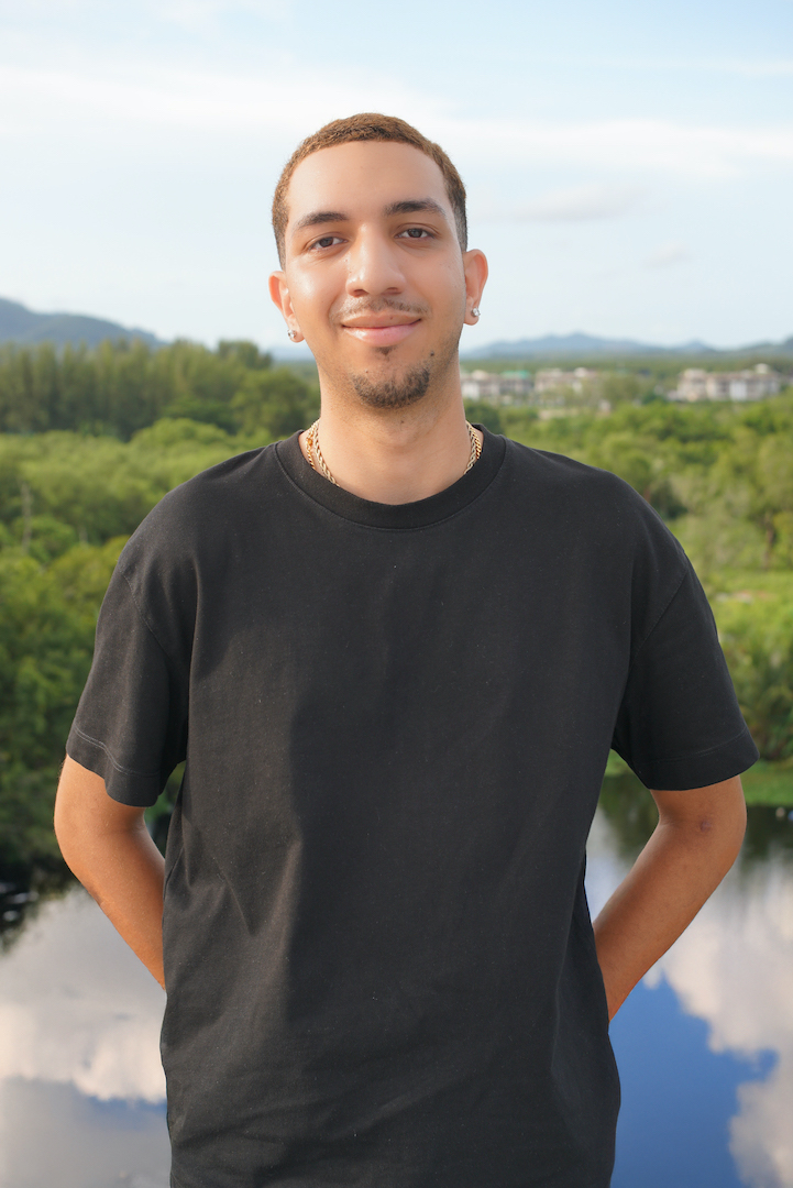 NuoBello Marketing Team - Daniel Ayling